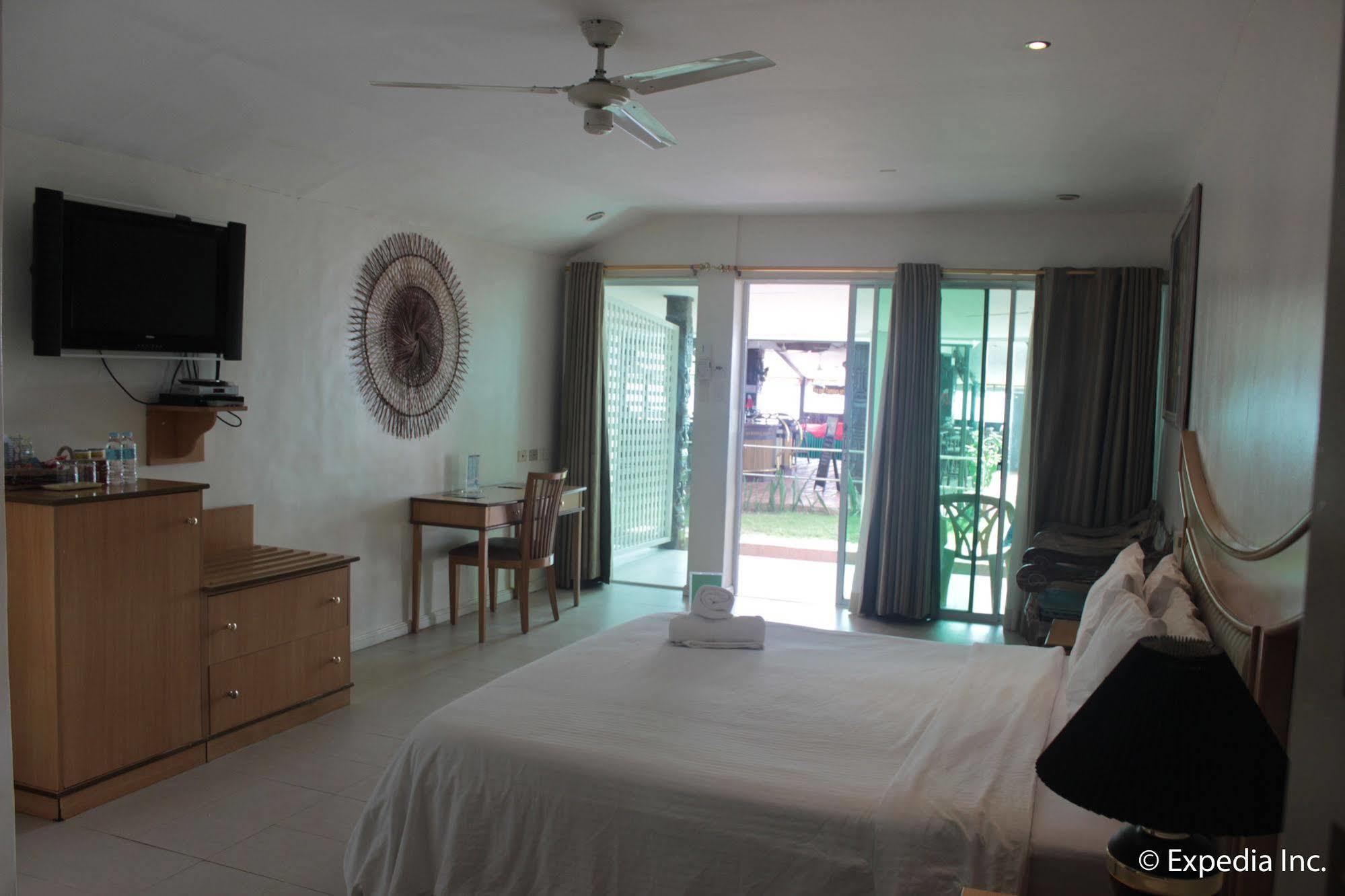 Wild Orchid Hotel Olongapo