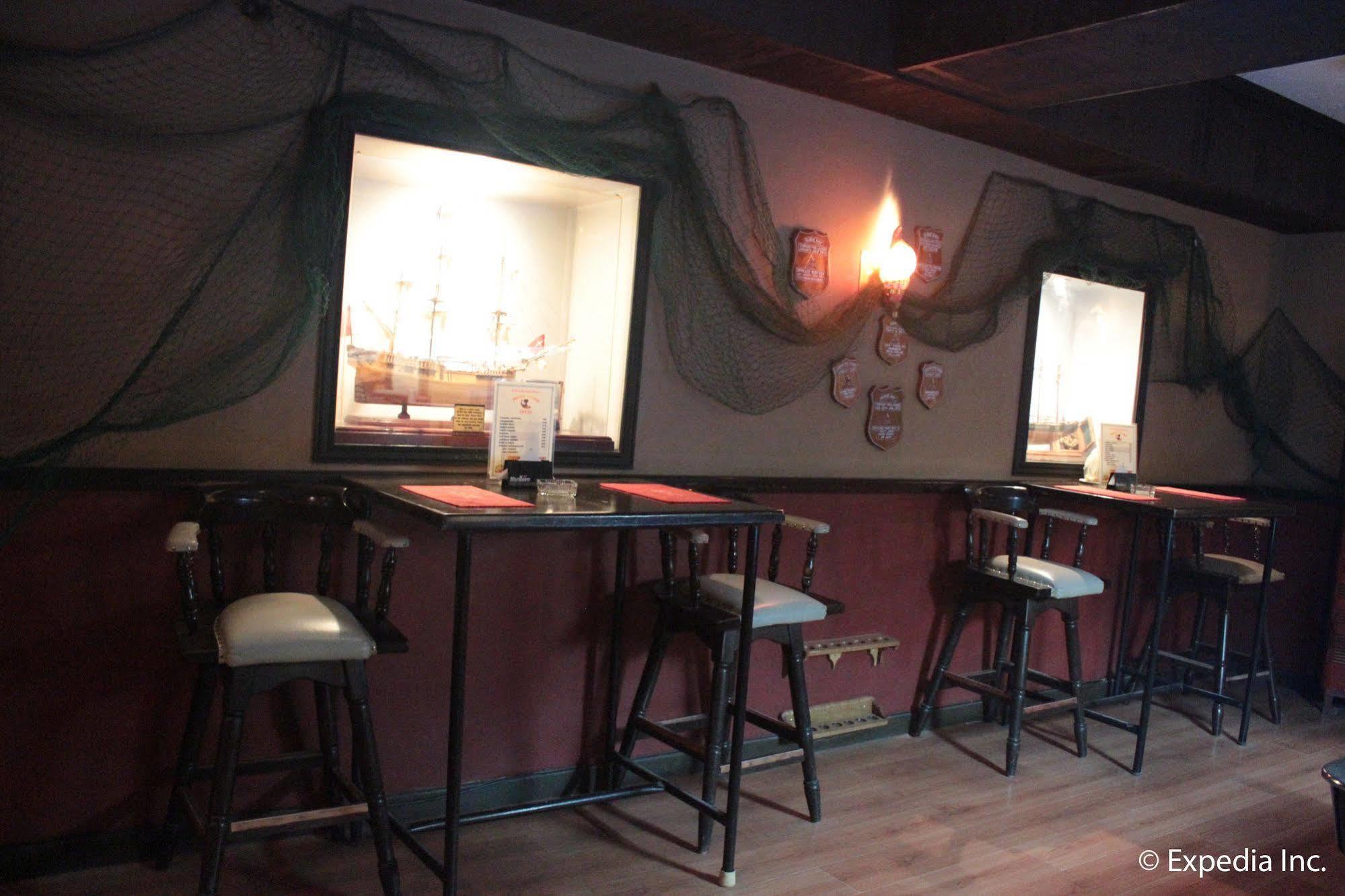 Wild Orchid Hotel Olongapo